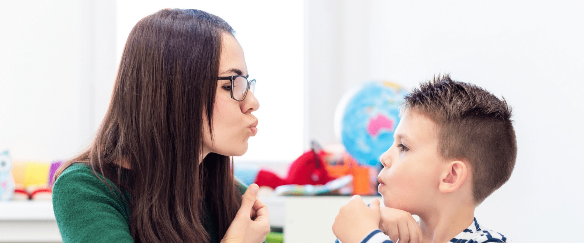 Why is parental support important for speech and language development?